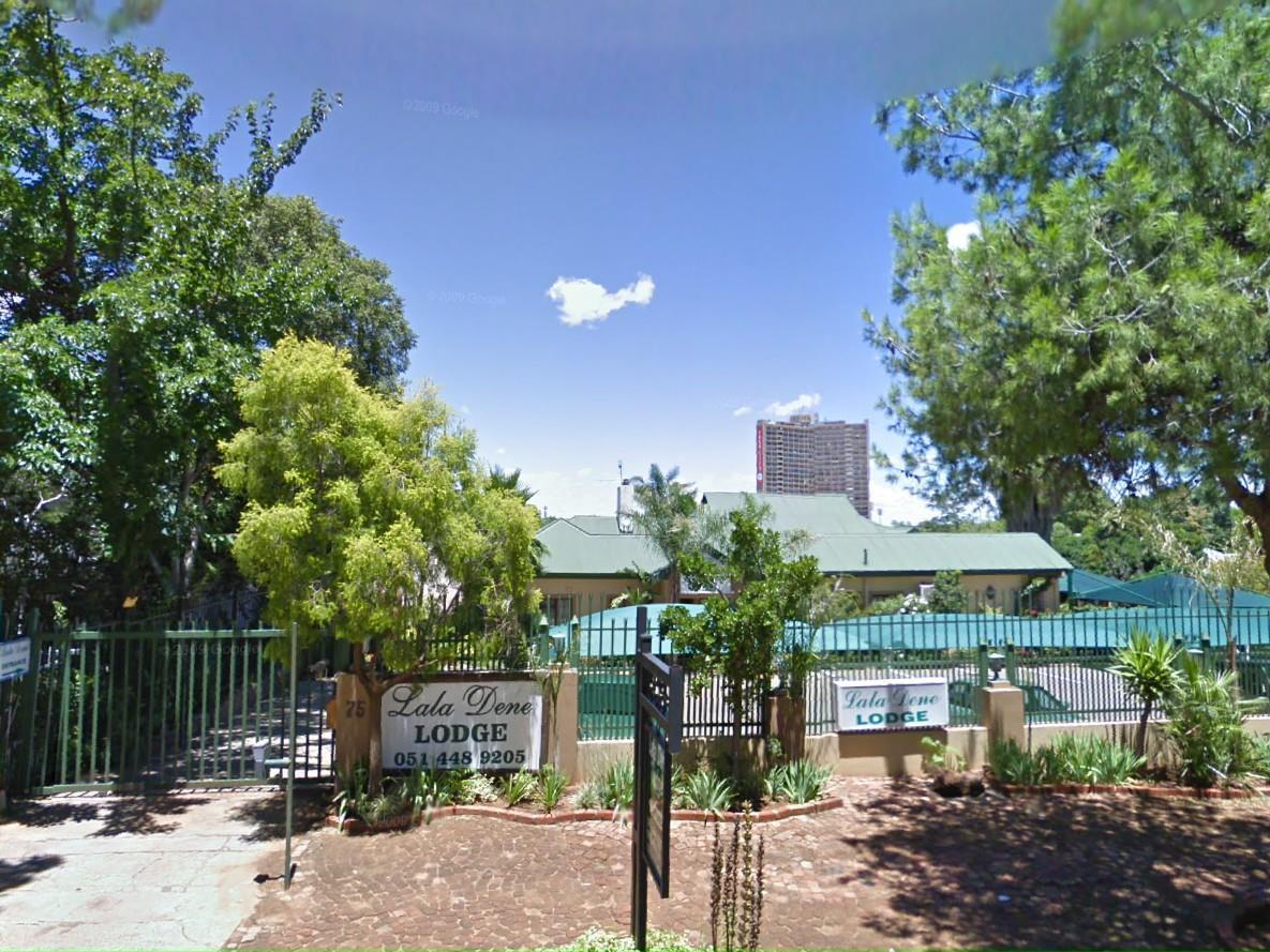 Lala Dene Lodge Bloemfontein Esterno foto