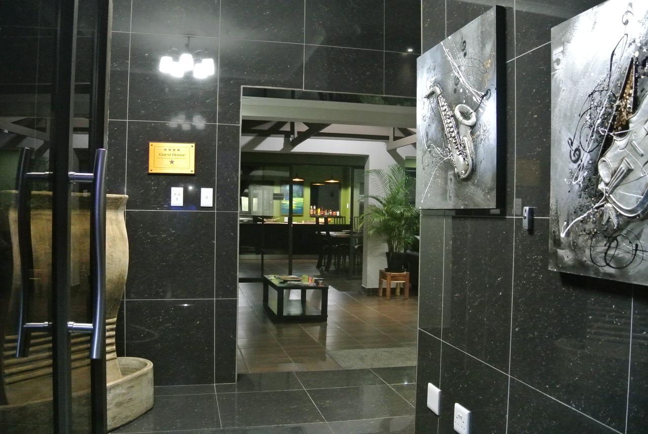 Lala Dene Lodge Bloemfontein Esterno foto